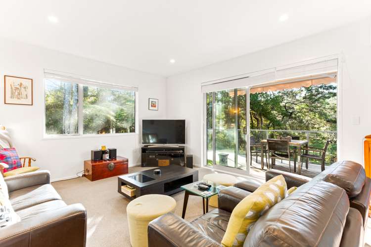 2/13a Easter Parade Glen Eden_9