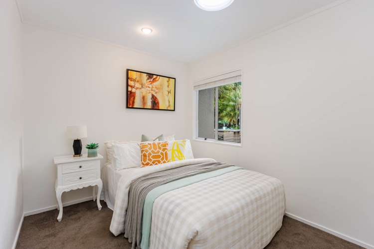 20 Penguin Drive Murrays Bay_10