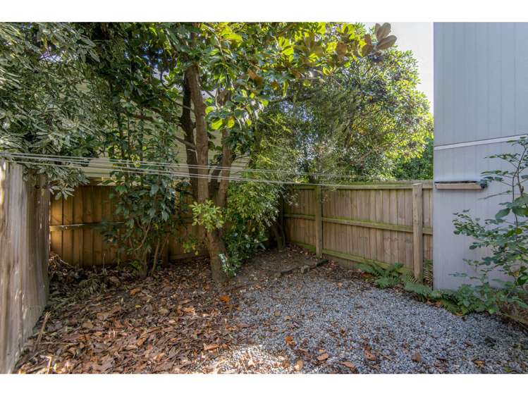 2/62 Burke Street Addington_11