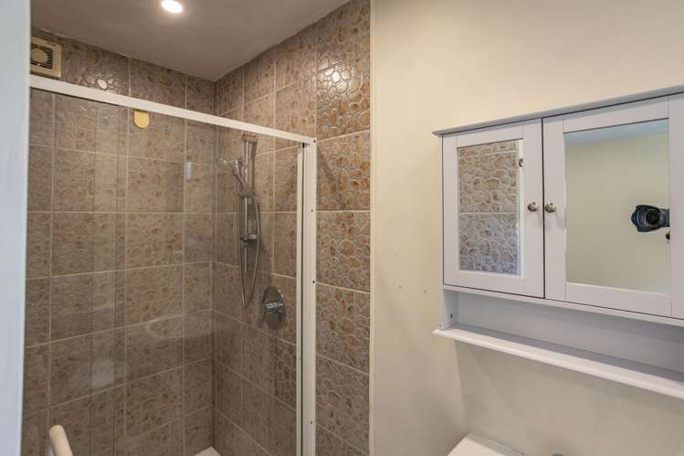 160 Emmett Street Shirley_21