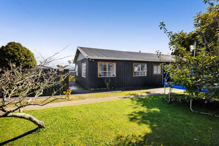 9 Standish Street Midhirst_1