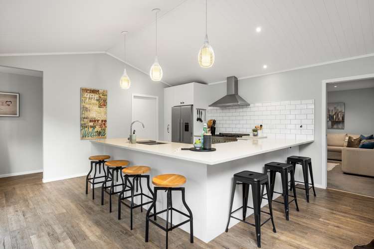 6 Tall Oaks Way Bethlehem_6