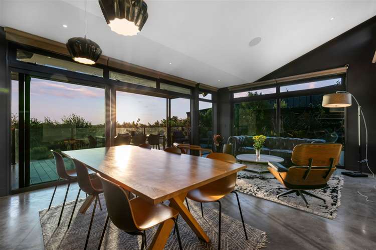 3 Hewers Lane Kennedys Bush_12