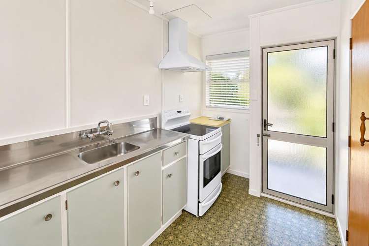 4C Clifton Road 10463_6