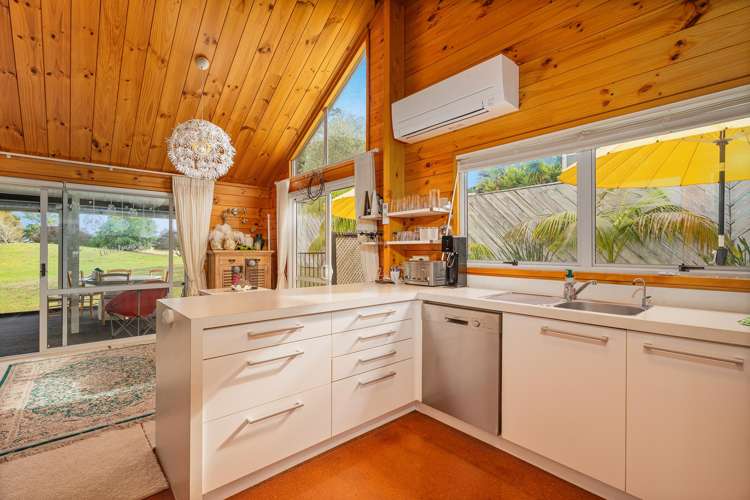 32 Kennedy Park Drive Pauanui_1