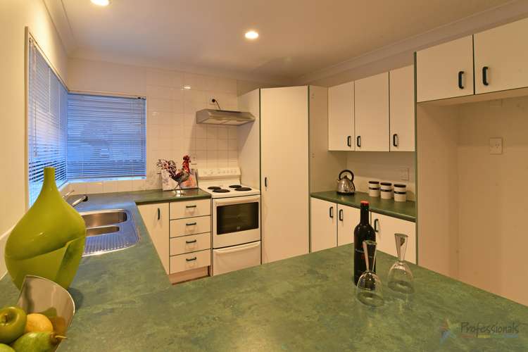 1/4 Oxford Road Manurewa_10