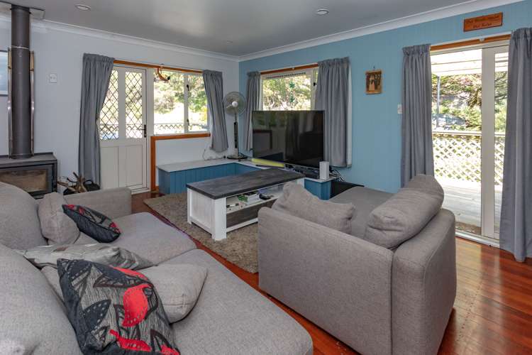 1090 Thames Coast Road, Wilsons Bay Kereta. Tapu_8