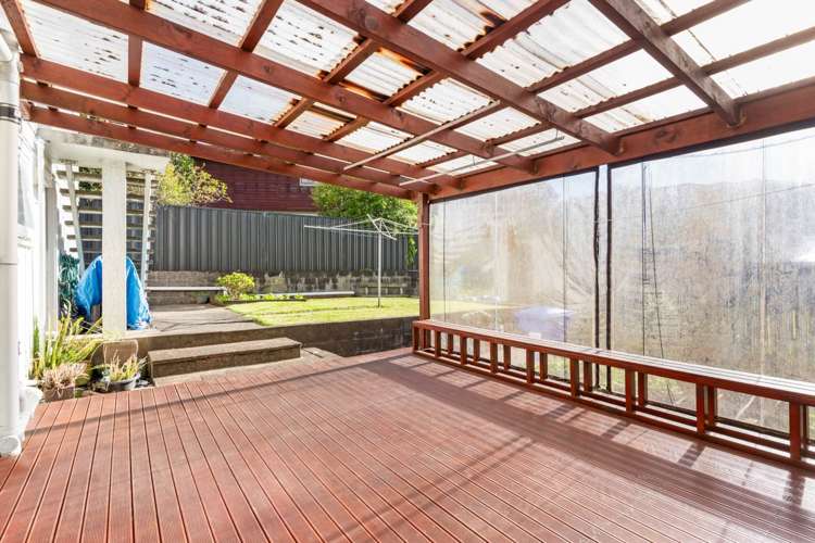 73 Chartwell Avenue Glenfield_21