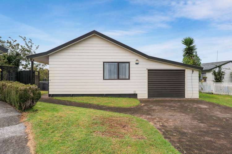 15 Ferndown Close Brookfield_13