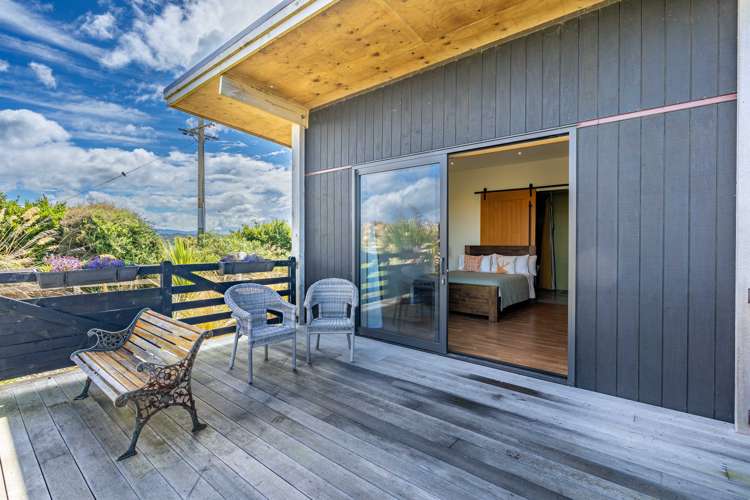 617 Papatotara Coast Road Tuatapere_10