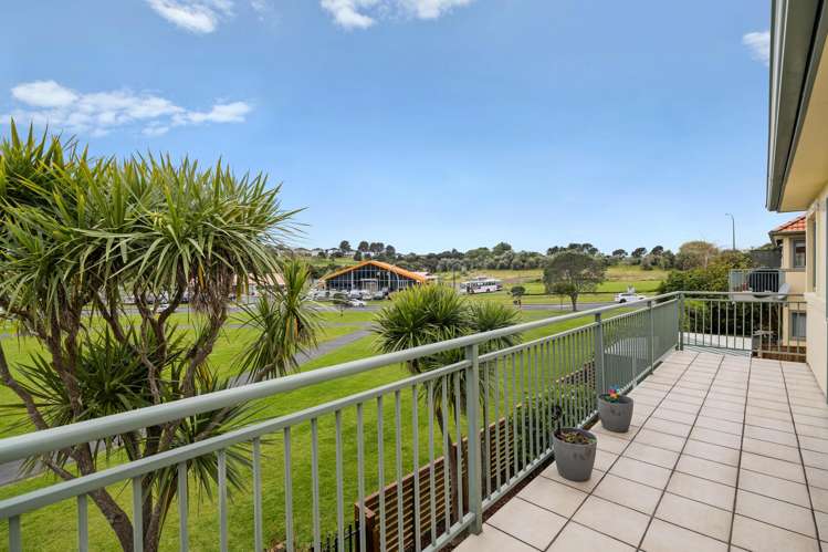 20 Parkwood Crescent Gulf Harbour_32