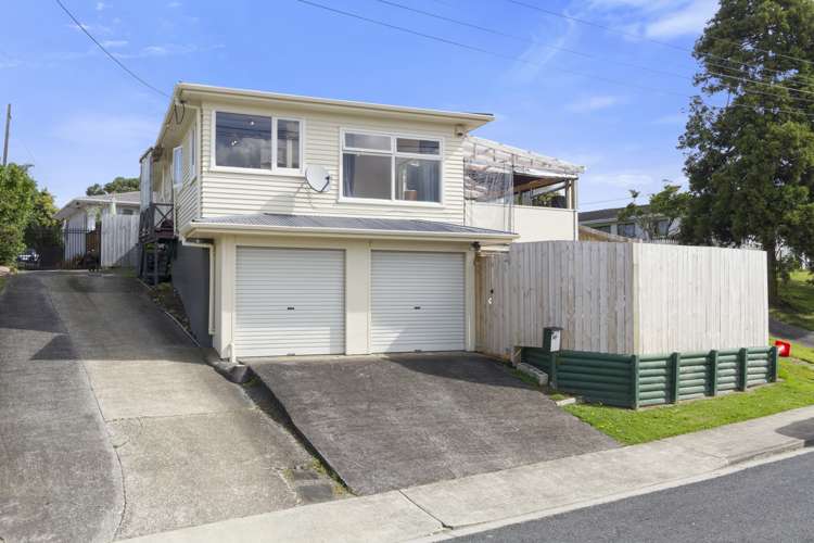 2/17 Paton Avenue Te Atatu South_9