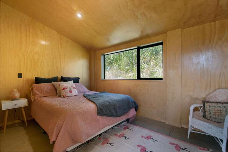 275 Taiapa Road Muriwai_15