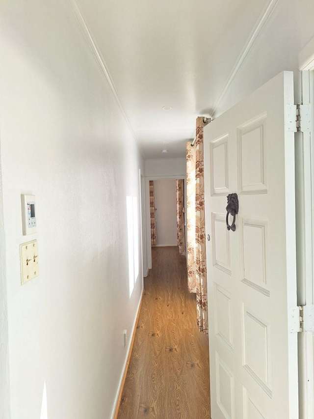 6 Daphne Street Kelston_2