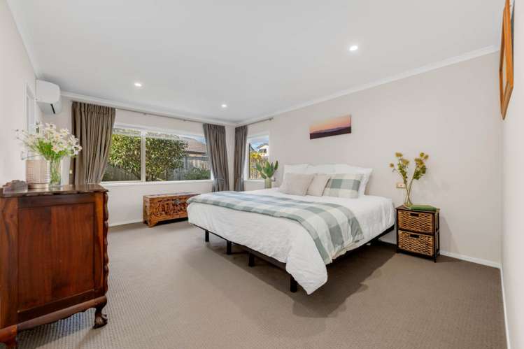 1 Defender Crescent Beachlands_14