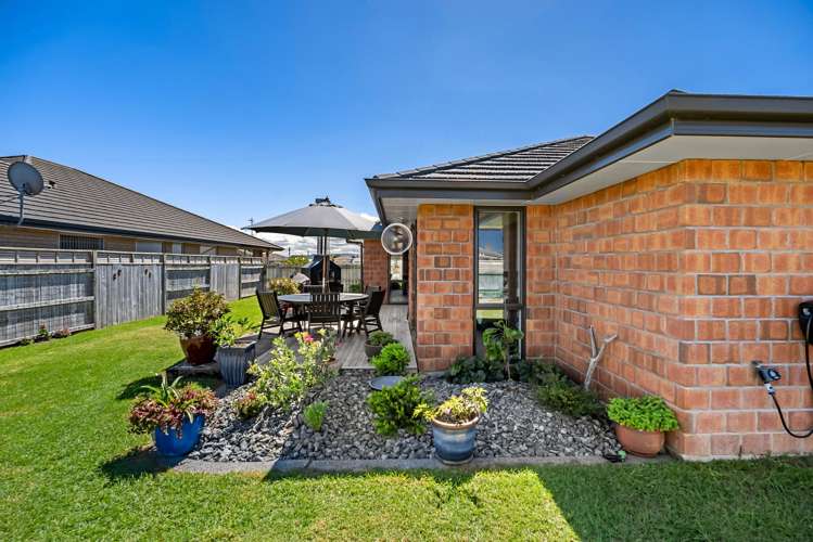 20 Kowi Lakes Drive One Tree Point_21