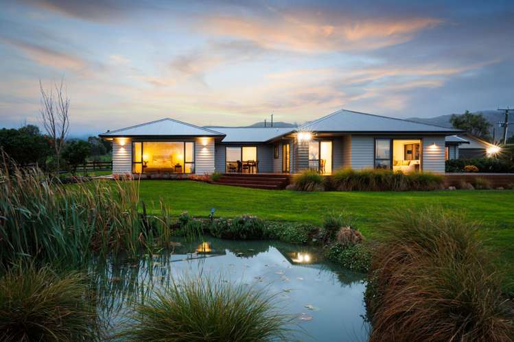 67 Albert Road Tokomaru_43