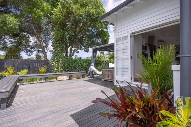 56 Queen Street Riverhead_36