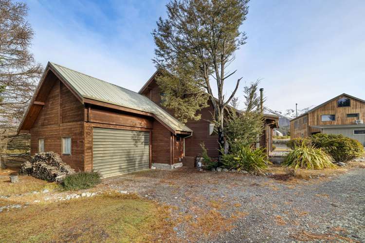 28 & 30 Trelissick Loop Castle Hill_24