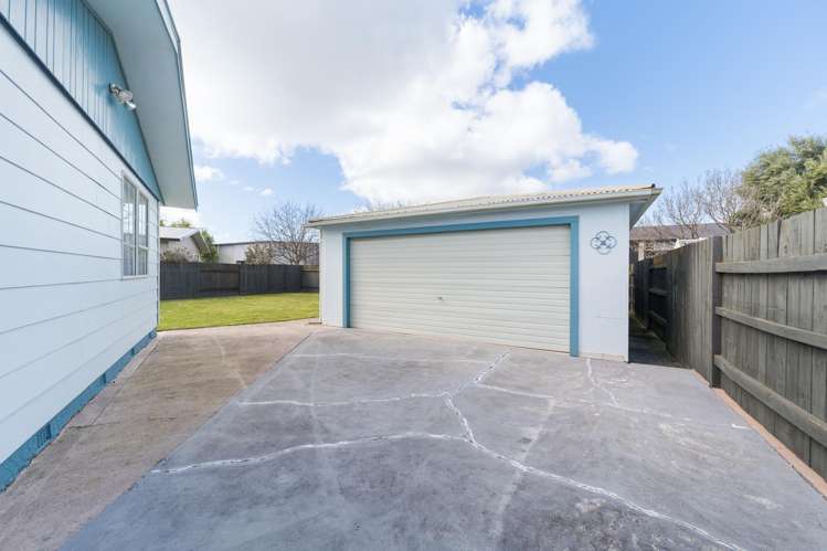 8 Forbes Place Kelvin Grove_21