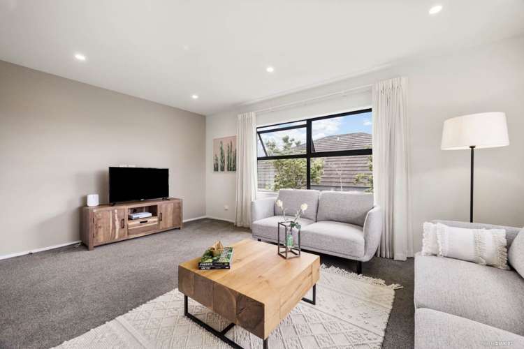 3 Scout Way Silverdale_11