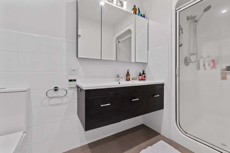 6a Handley Avenue Narrow Neck_16