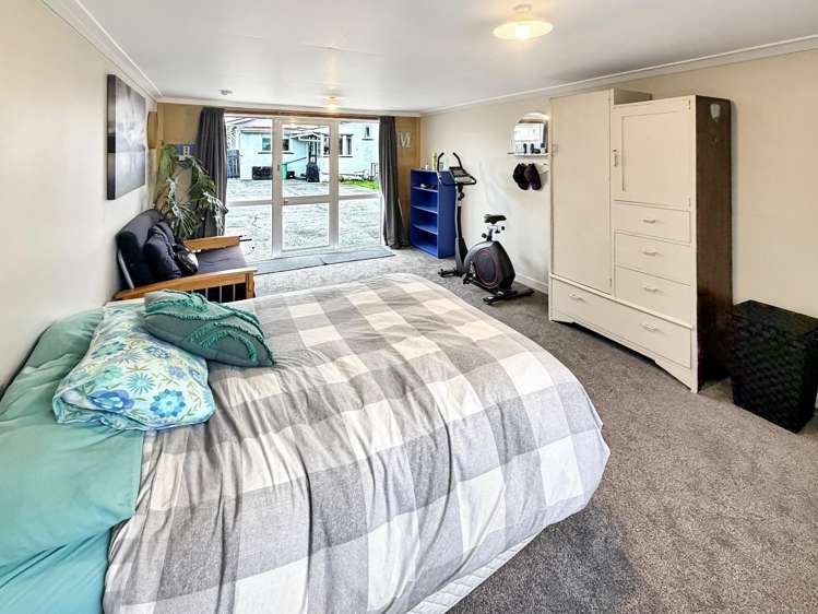 51 Caius Avenue 1208_23