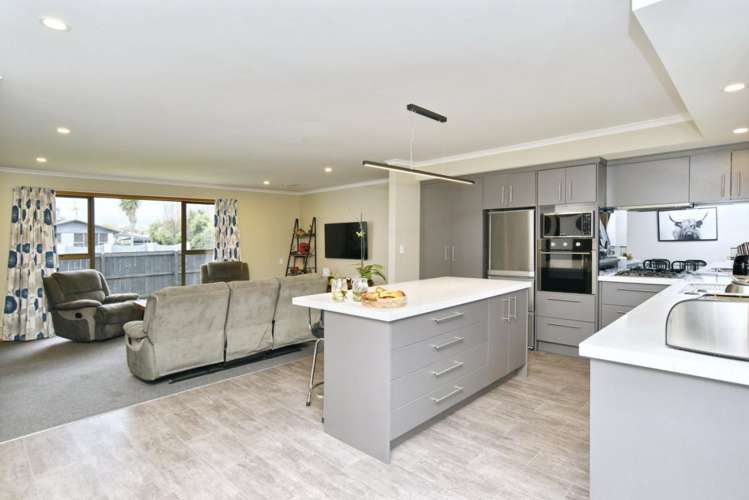 2 Bowie Drive Woodend_5