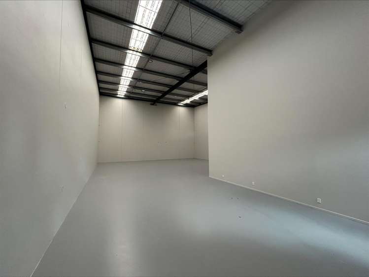 61E Hugo Johnston Drive Penrose_2