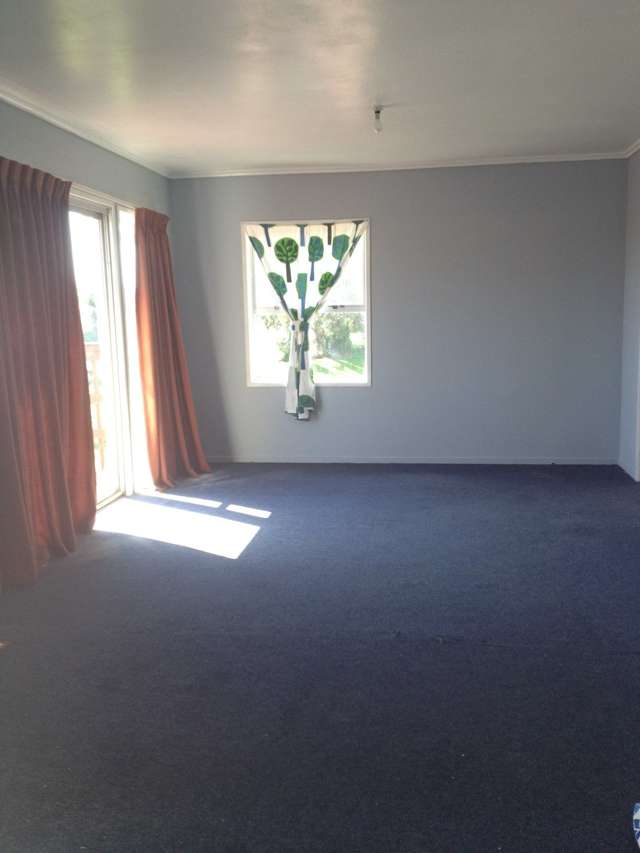 16 Garrett Place Otara_3