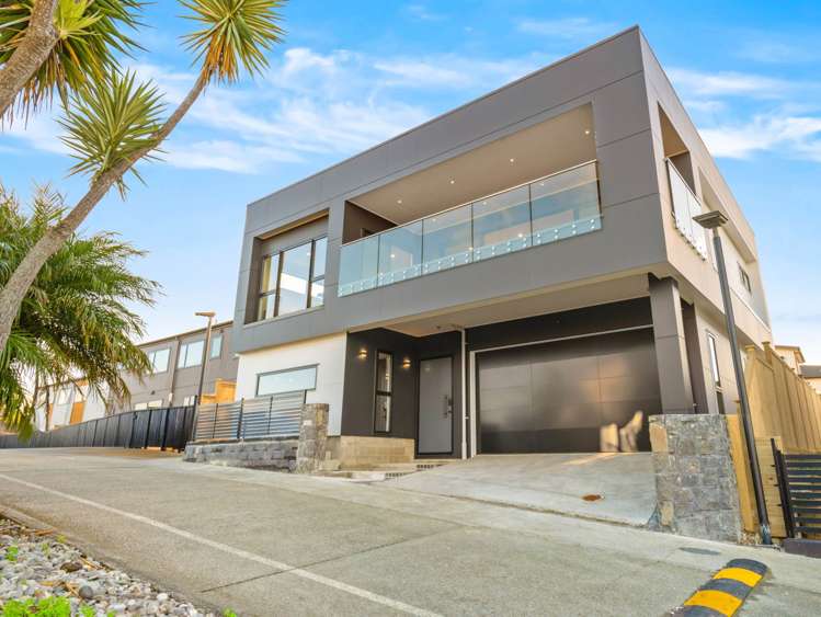 2/90 Picasso Drive West Harbour_24