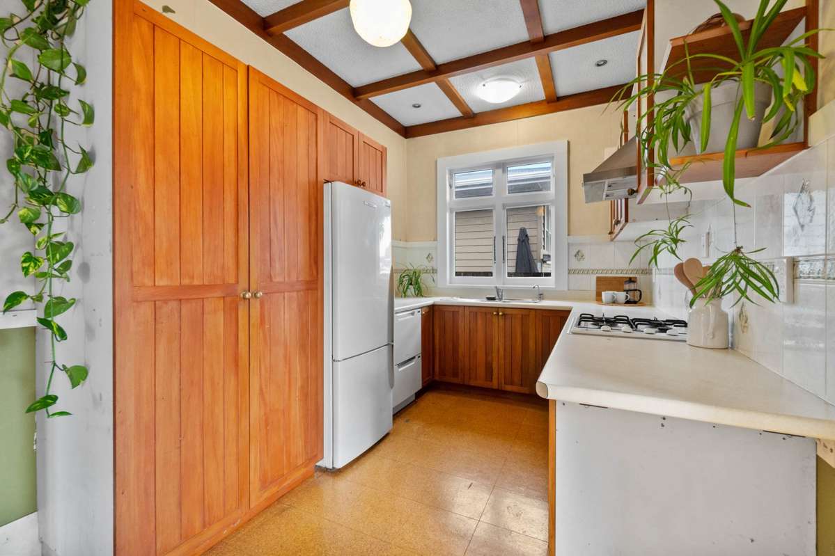 273 Meola Road_4