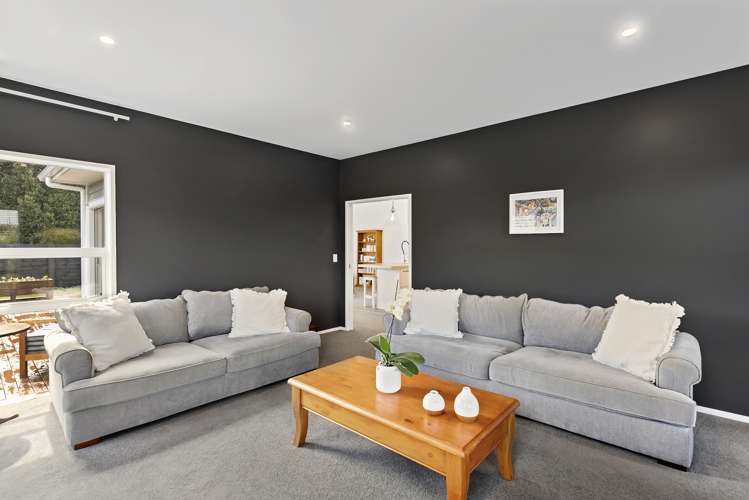 146 Eighth View Avenue Beachlands_16