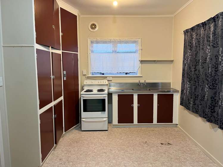 10 Ashlynne Avenue Papatoetoe_6