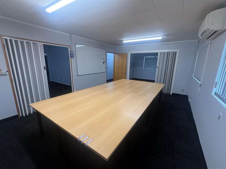 101 Collins Avenue Tawa_7