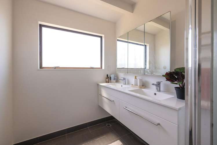 21 Tiri Road Oneroa_22