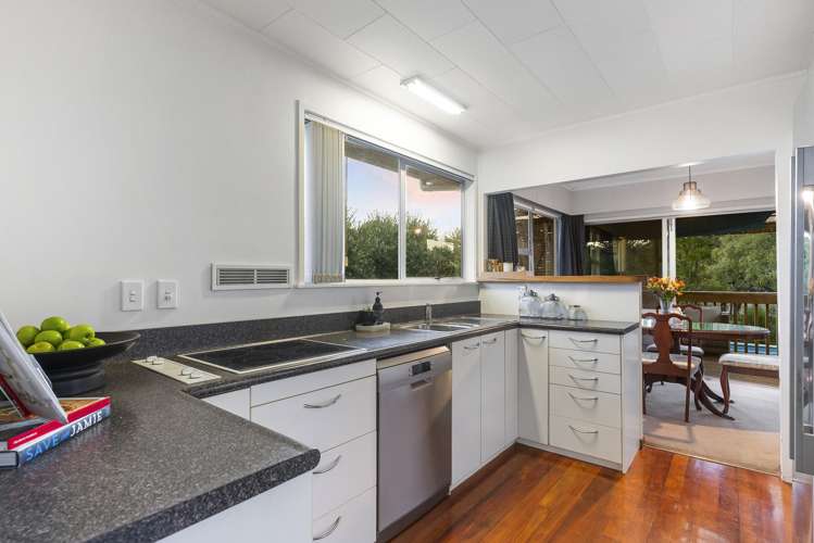 57 Hellyers Street Birkdale_10