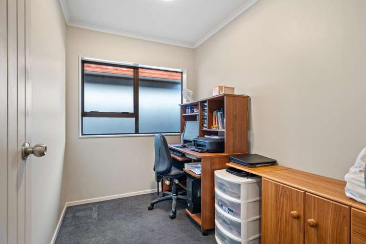 17 Coleridge Place Stoke_14