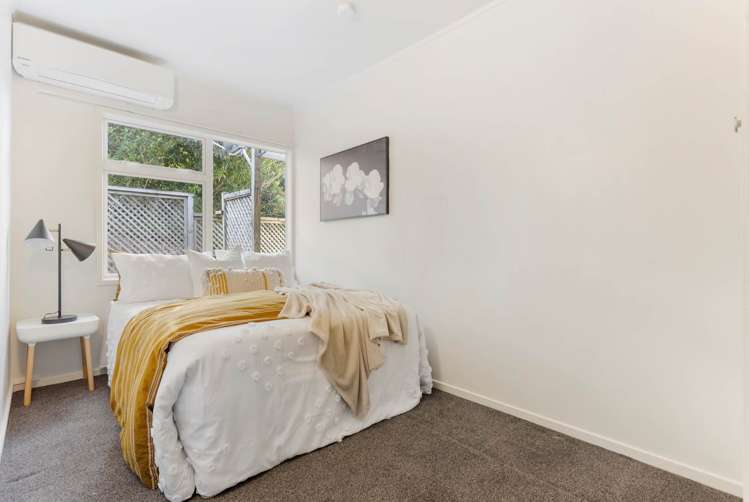 3/23 Lake Road Northcote_14