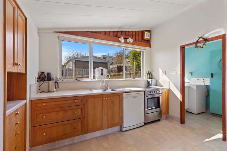 220 Welcome Bay Road Welcome Bay_11