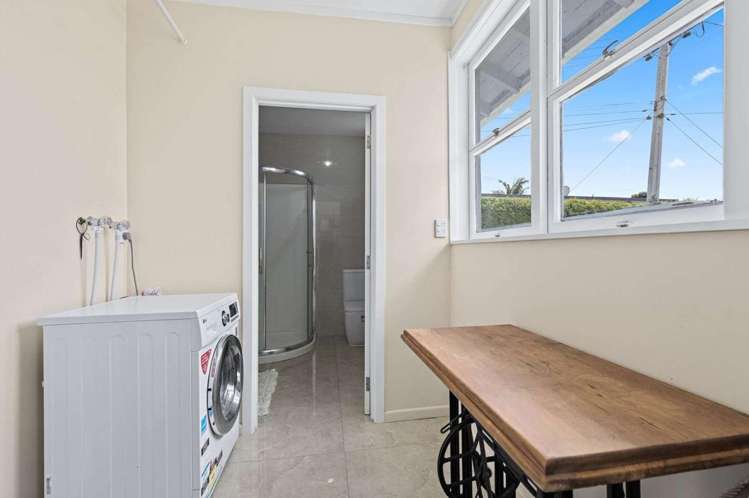 1/221 Onewa Road 10868_11