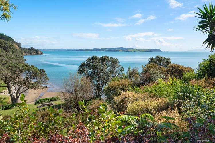 189 Kawakawa Bay Coast Road Kawakawa Bay_0