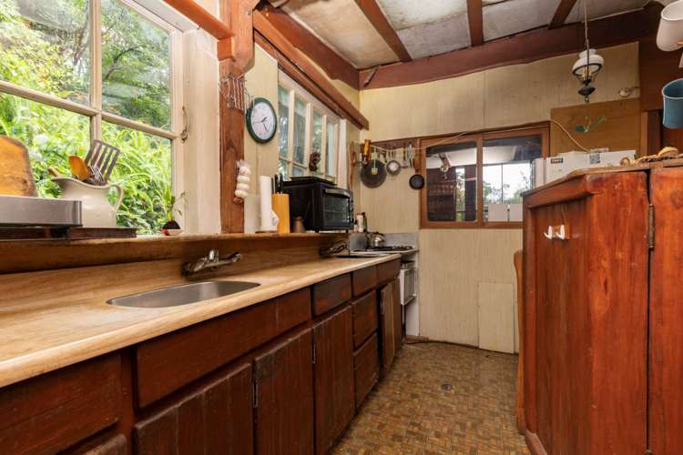 9 Wood Bay Road Titirangi Waitakere City Houses for Sale One Roof