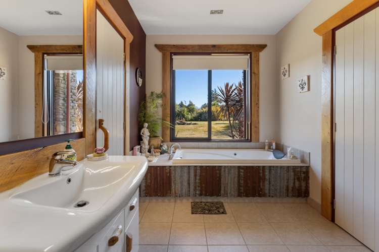 488 Bush Road Oxford_16