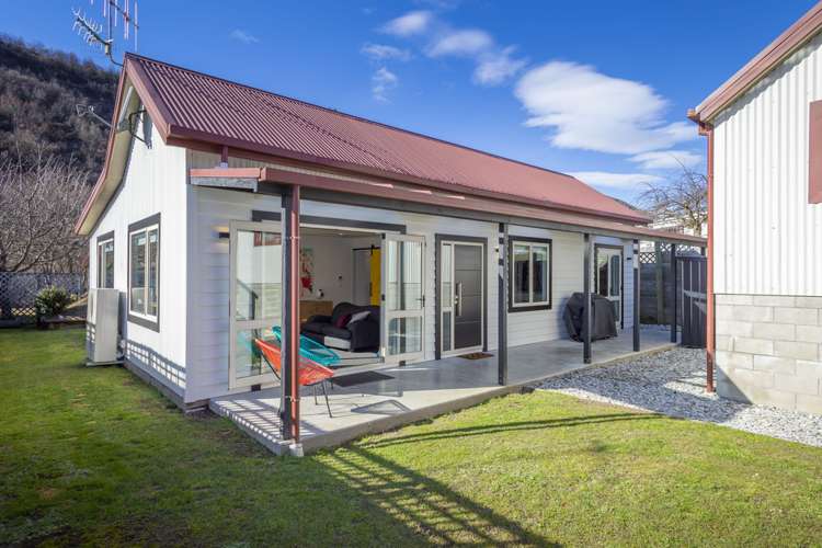 15a Davey'S Place Arrowtown_17