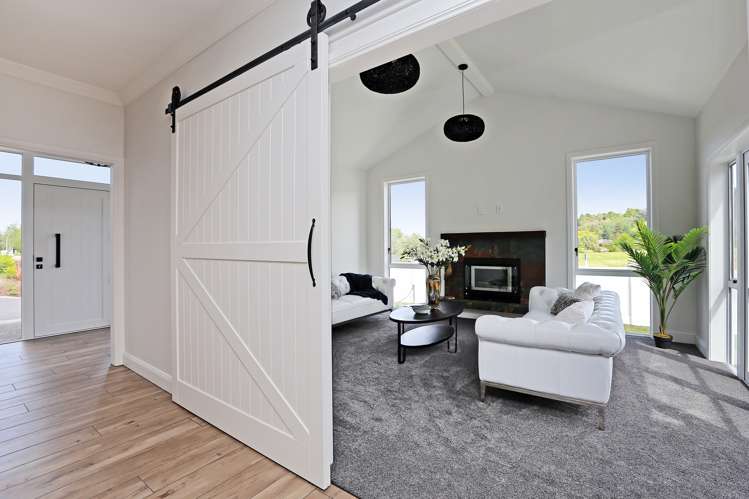 55 Kent Terrace Taradale_7