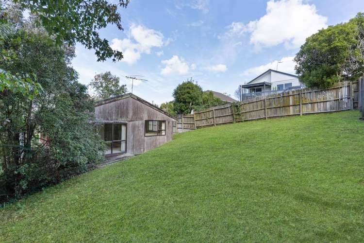 2/6 Cresta Avenue Beach Haven_10