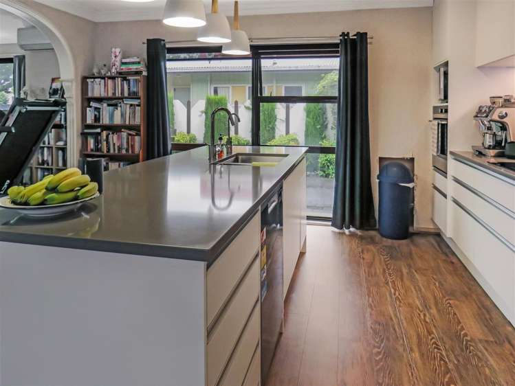 5/84 Ranolf Street Victoria_6