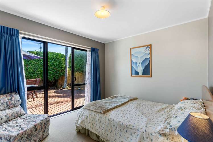 28 Scarlet Oak Drive Schnapper Rock_7