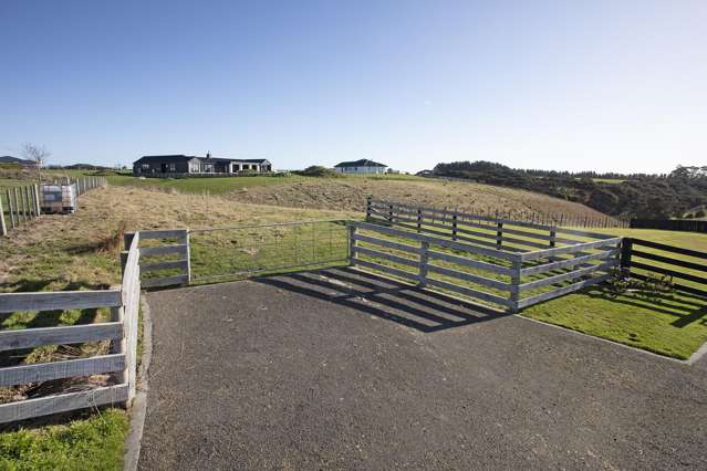 84B View Road Halcombe_1